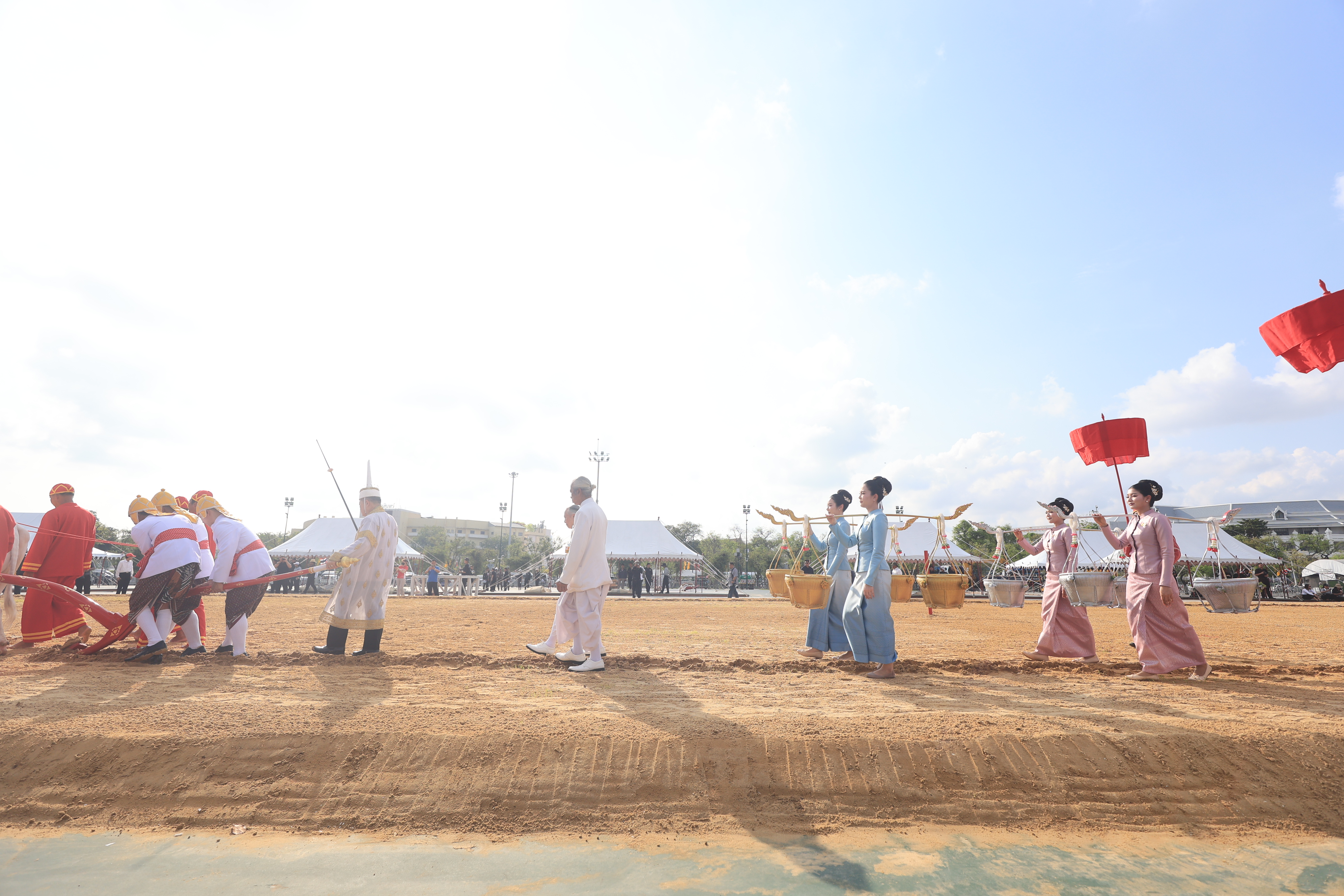 title - ส.ป.ก. ร่วมซ้อมใหญ่ ครั้งที่ 2 พระราชพิธีพืชมงคลจรดพระนังคัลแรกนาขวัญ ประจำปีพุทธศักราช 2569